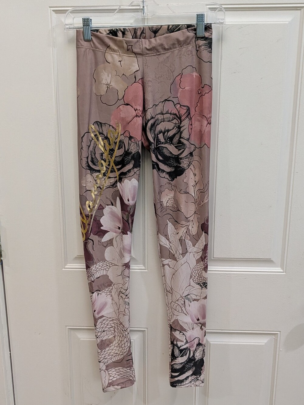 Labellamafia Floral Spell Out Leftings